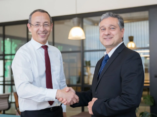 When and why do tech startups require law firms or lawyers?